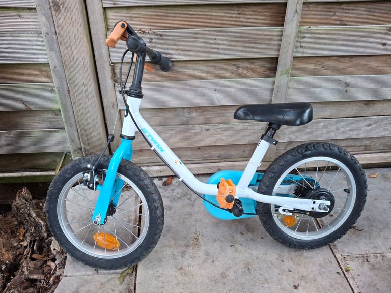 Btwin artic 100 children bike