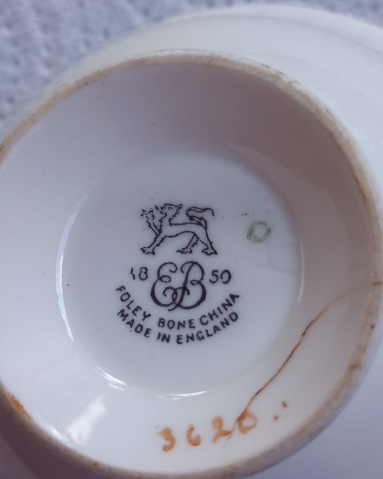 Foley China cup and saucer set, red and gold pattern