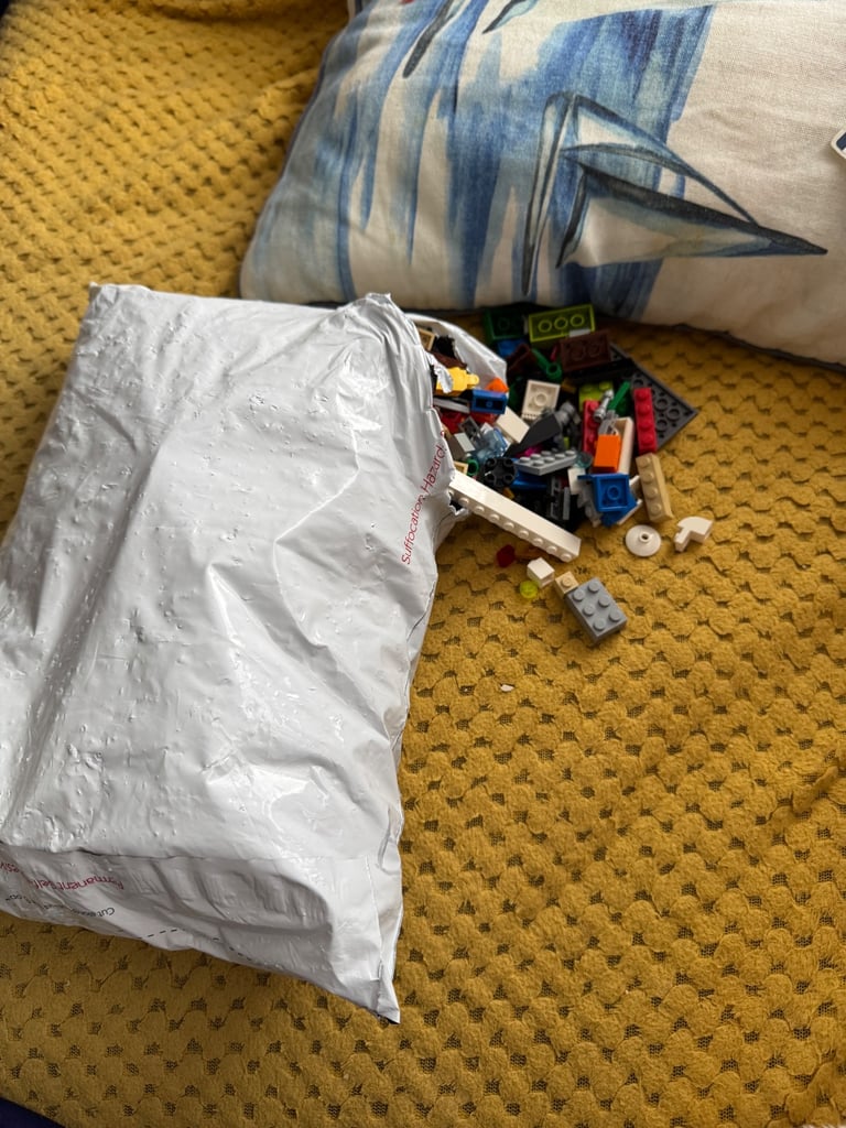 Mixed bag of Lego 