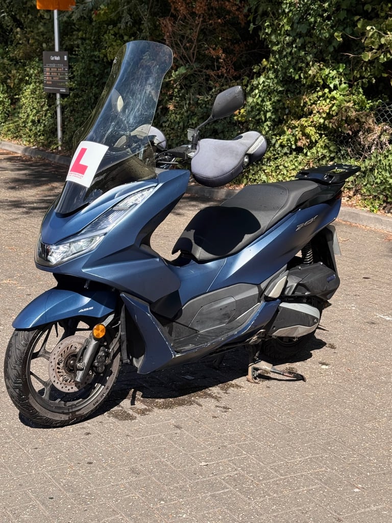 Honda, PCX, 2023, 125 (cc)