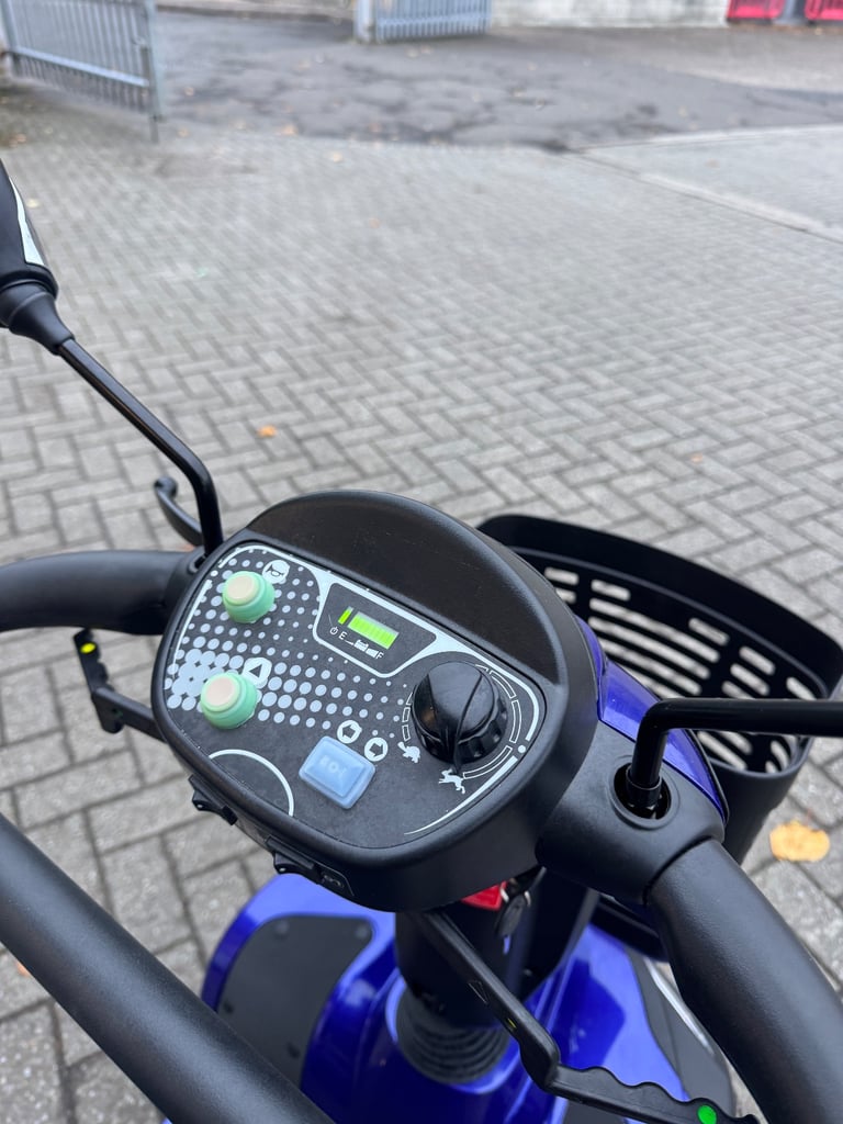 Mobility Scooter 8 MPH 