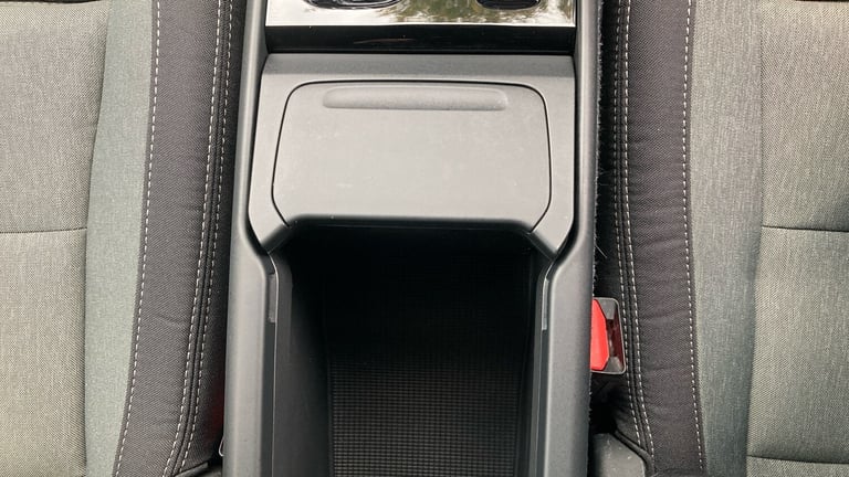 2022 Volvo XC40 2.0 B4P Plus Dark 5dr AWD Auto Petrol Estate Estate Petrol Automatic