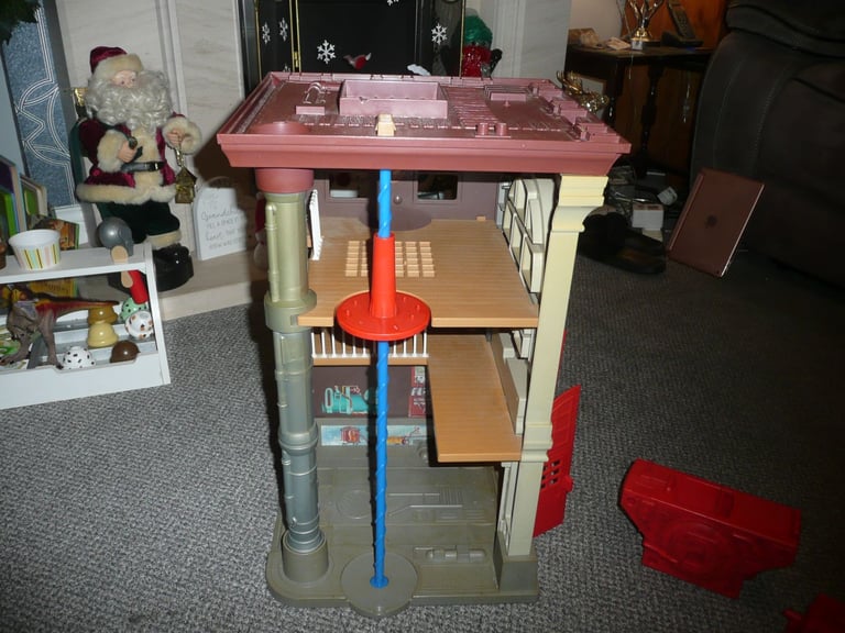 Original Ghostbusters Fire Station