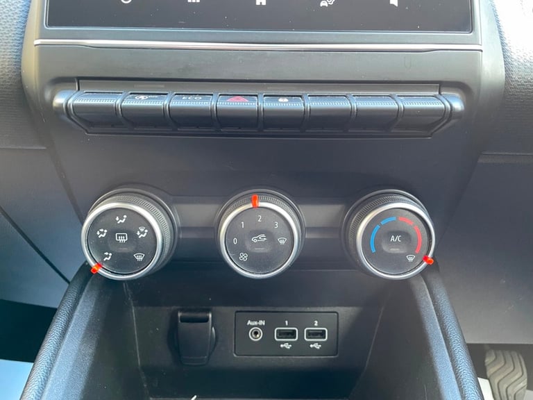 2020 Renault Clio ICONIC 1.5 DCI HATCHBACK Diesel Manual