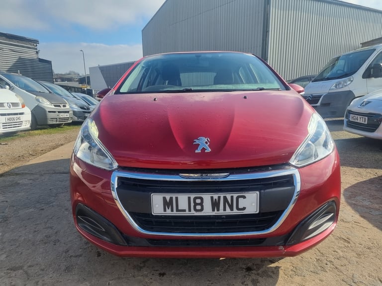 PEUGEOT 208 1.2 PETROL VERY LOW MILEAGE 5 DOOR HATCHBACK MANUAL 