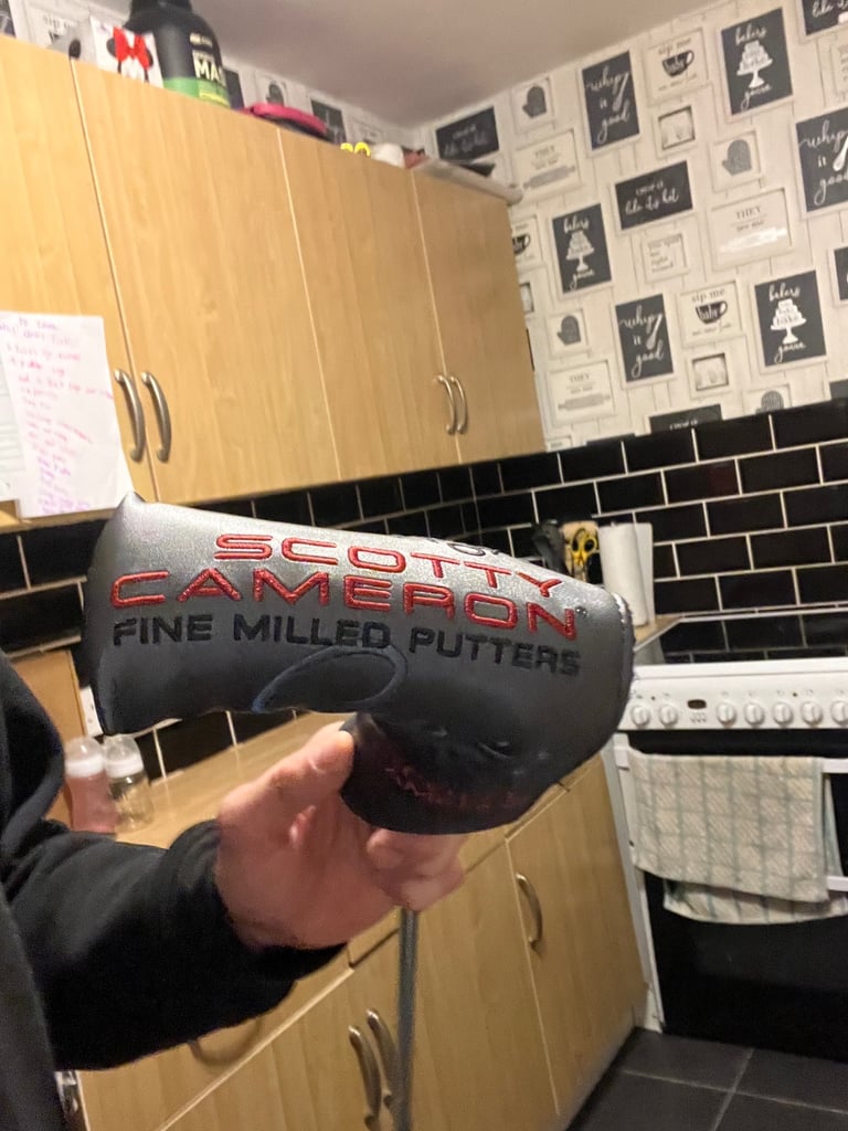 Scotty Cameron Newport 2 putter 