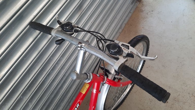 Gt mountain bike 