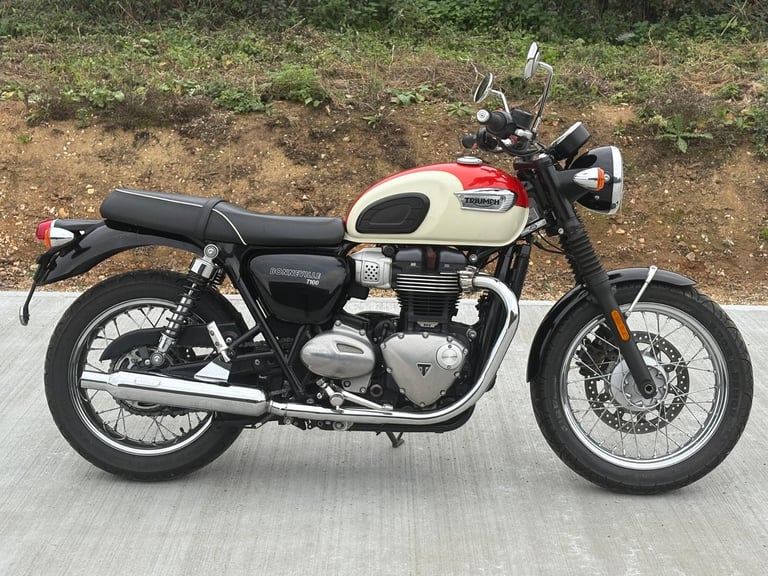 Triumph T100 Bonneville 900cc Bonne T 100