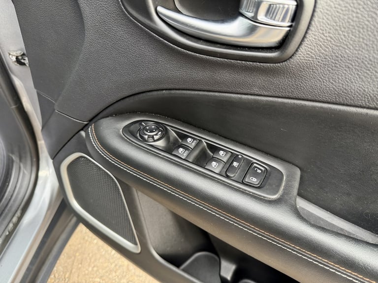 JEEP COMPASS 1.4 Longitude 1.4 MultiAir II 140hp 4x2 2019