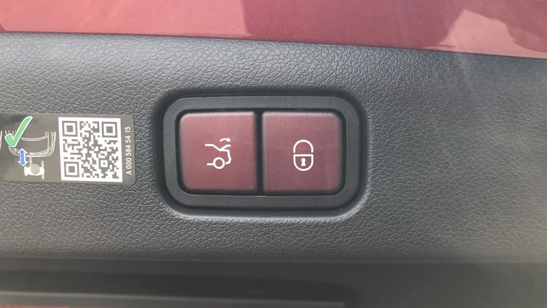 2024 Mercedes-Benz E Class E 300 AMG LINE PREMIUM E Saloon Hybrid Automatic