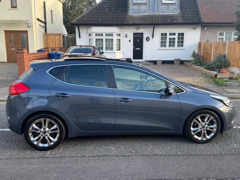 2012 Kia Ceed 1.6 GDi 4 Tech 5dr DCT HATCHBACK PETROL Automatic