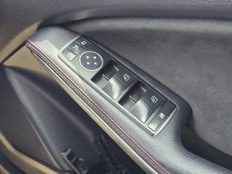 2017 Mercedes-Benz A-Class 2.1 A200d AMG Line (Premium Plus) 7G-DCT Euro 6 (s/s) 5dr Hatchback Di...