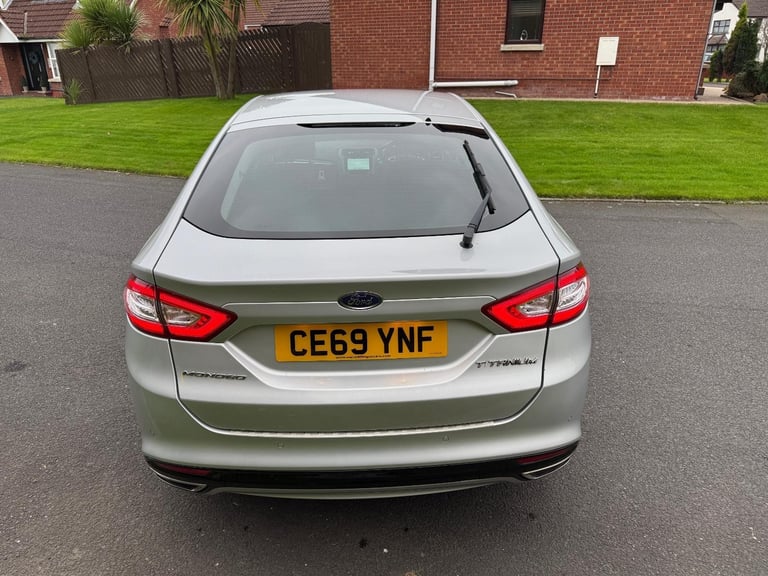 2019 Ford Mondeo 2.0 TDCI TITANIUM / 180 BHP AUTOMATIC *** LOW MILES 