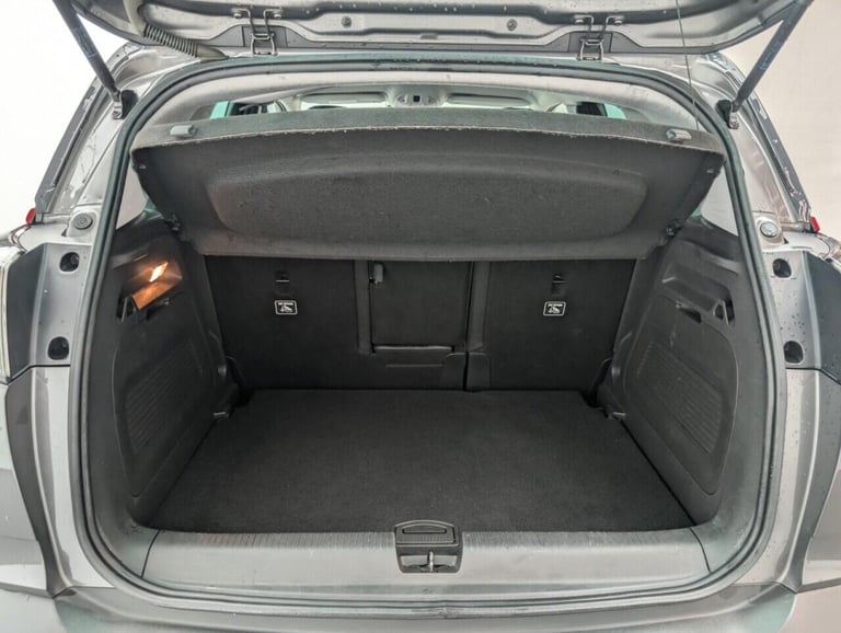 2021 Vauxhall Crossland 1.2 Turbo SRi Nav SUV 5dr Petrol Manual Euro 6 (s/s) (110 ps) HILL START ...