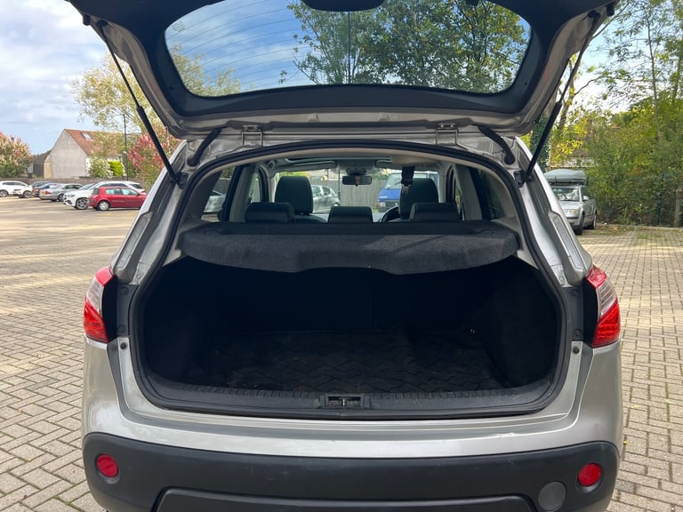 Nissan QASHQAI Automatic