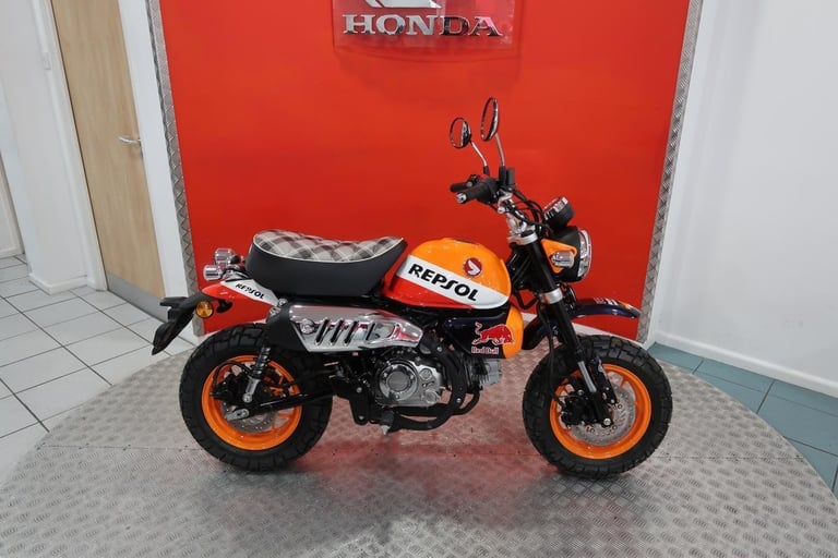 Brand new Honda Monkey Z125 MA-S Repsol Edition