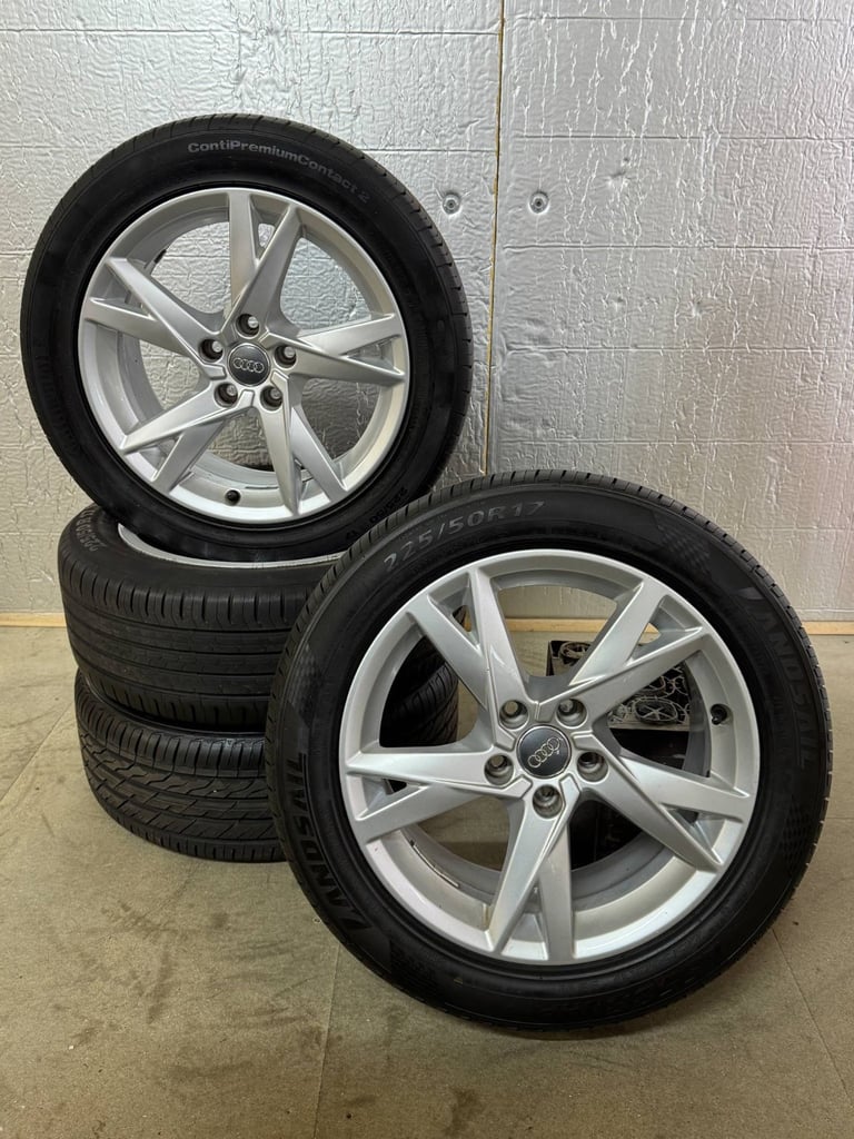 17” Genuine Audi A4 Alloy Wheels And Tyres 