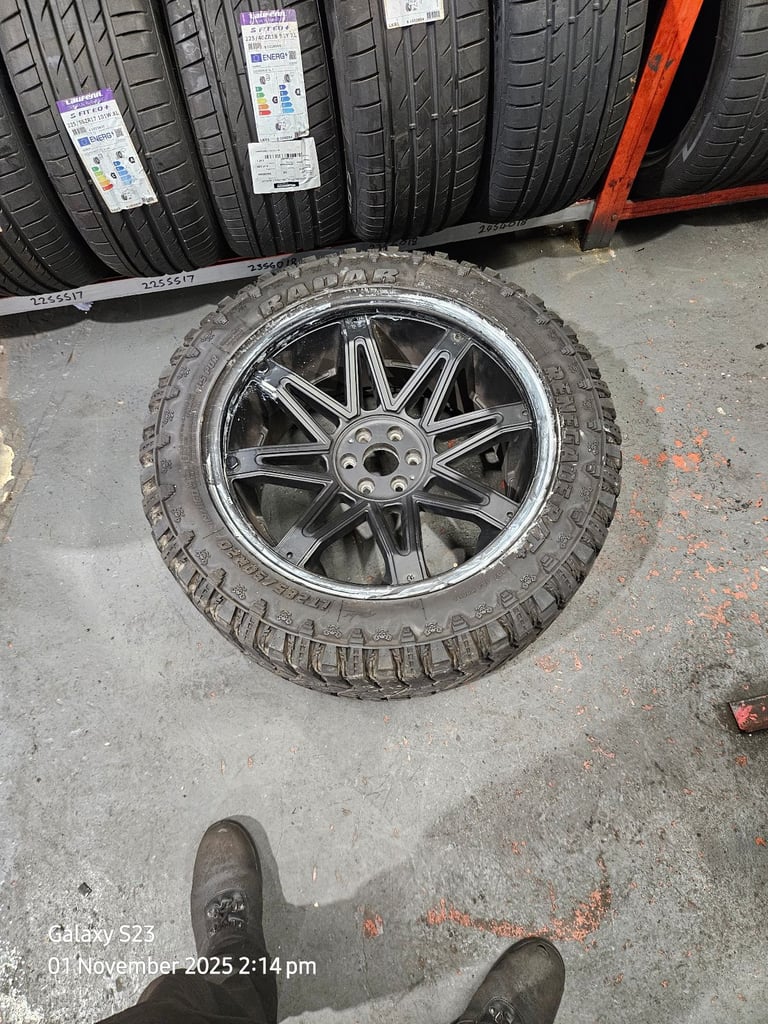 image for X1 Dv8 armoured rim