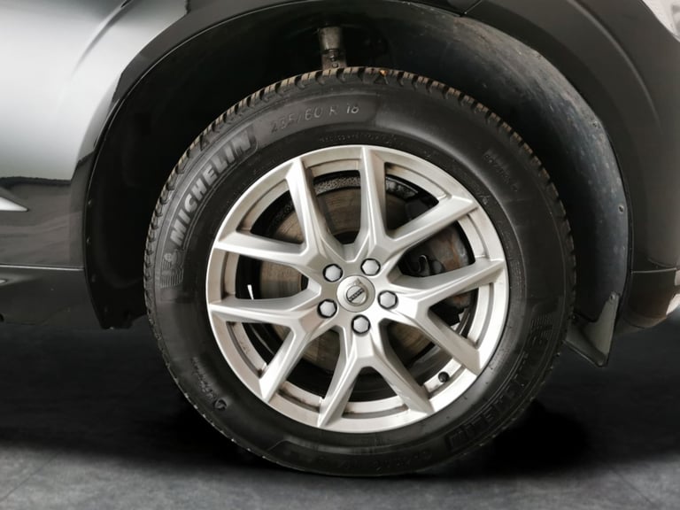 2019 Volvo XC60 2.0 D4 Momentum SUV 5dr Diesel Auto Euro 6 (s/s) (190 ps) - AUTO PARK - LED Suv D...