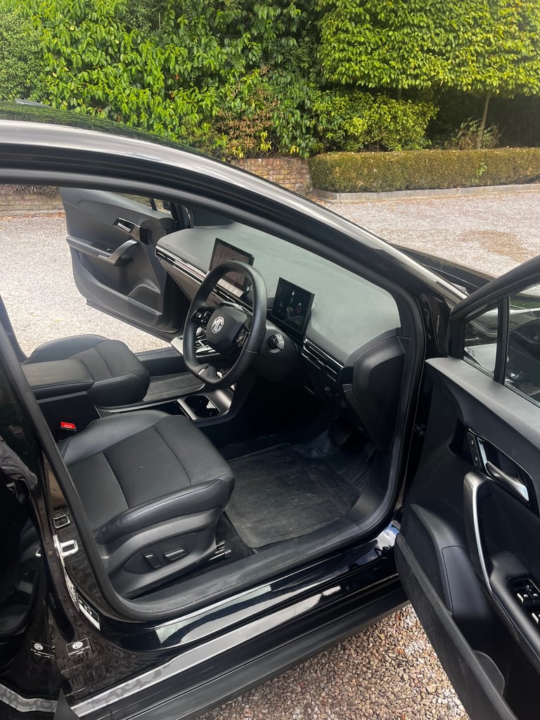 MG Motor UK, MG4, Hatchback, 2024, Other, 1 (cc), 5 doors