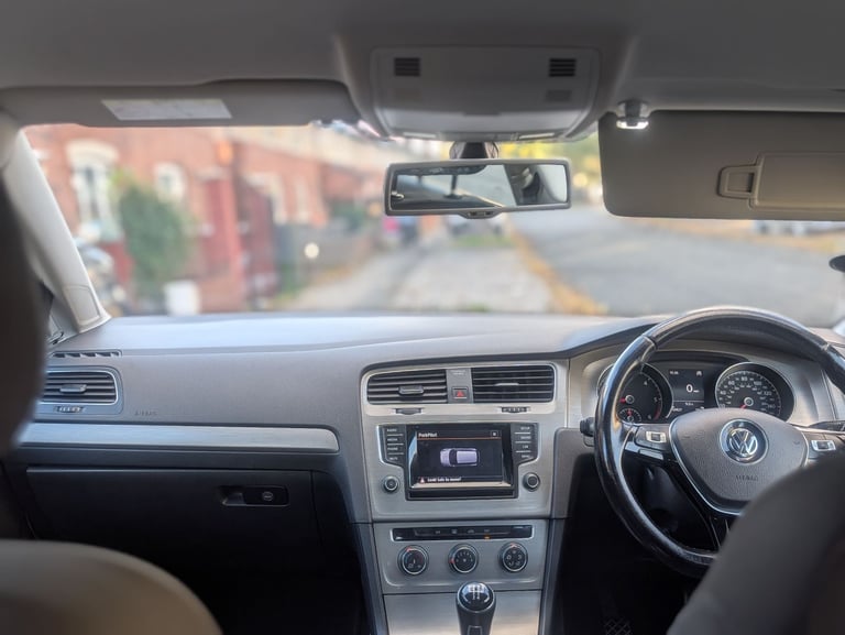 Volkswagen, GOLF, Hatchback, 2014, Manual, 1598 (cc), 5 doors