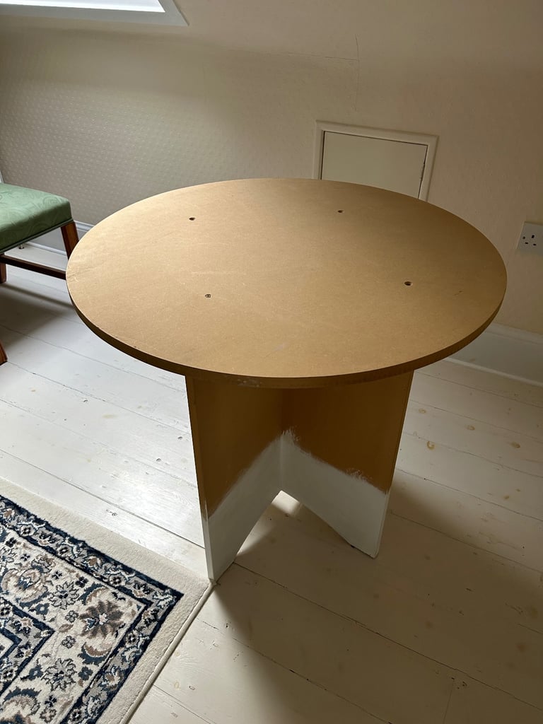 7 x round tables with glass tops 