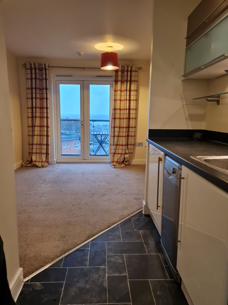 Immaculate 1 Bed Flat, Oceana Boulevard, SO14