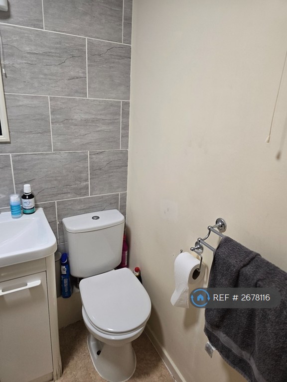 1 bedroom flat in Worcester, Worcester, WR5 (1 bed) (#2678116)