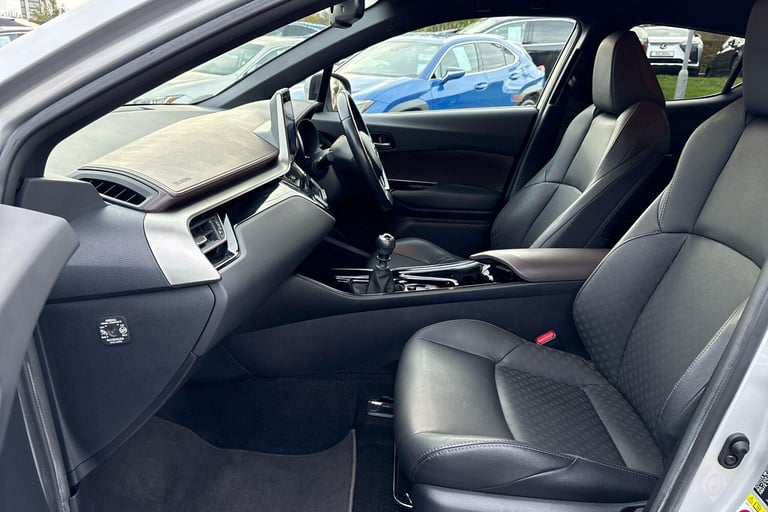 2019 Toyota C-HR 1.2T Excel 5dr (Leather) SUV Petrol Manual