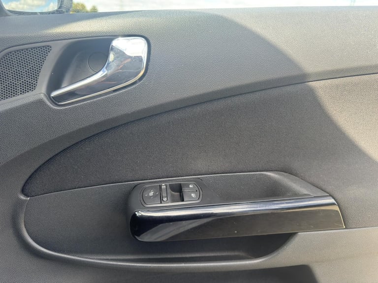 2014 Vauxhall Corsa 1.2 16V Limited Edition Hatchback 3dr Petrol Manual Euro 5 (85 ps) Hatchback ...