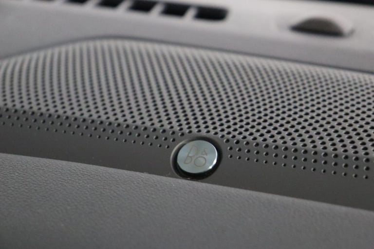 2024 Ford Kuga 2.5 Duratec 14.4kWh ST-Line 5dr CVT (APPLE CAR PLAY) Automatic