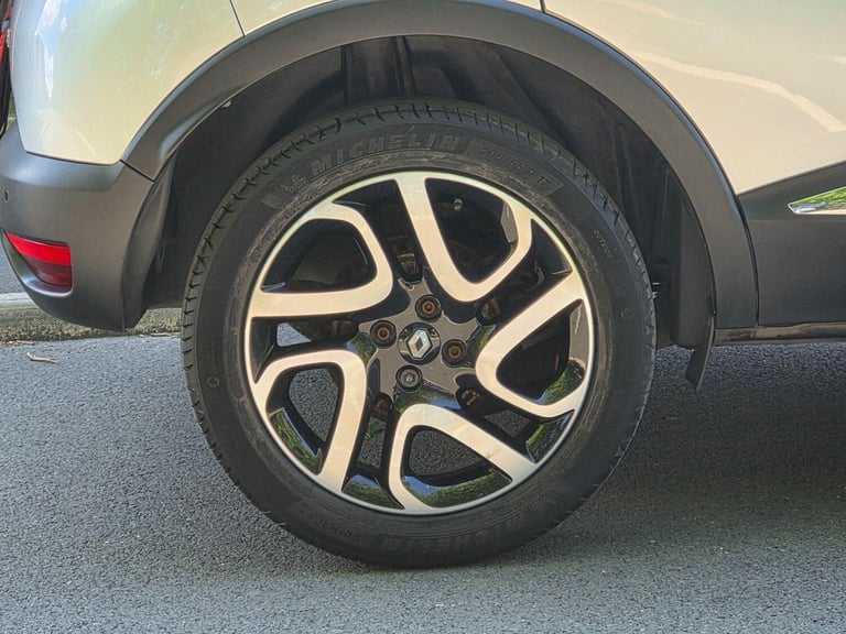 2015 Renault Captur 1.5 dCi ENERGY Dynamique S Nav Euro 6 (s/s) 5dr SUV Diesel Manual