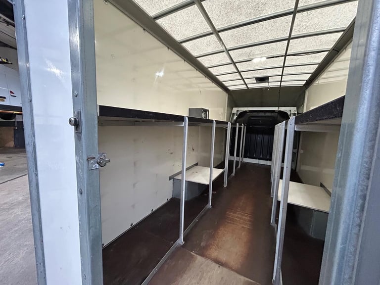 VAUXHALL MOVANO 2.3 CDTi 3500 Lo Loader Box Luton Van Air Con White Manual Diese