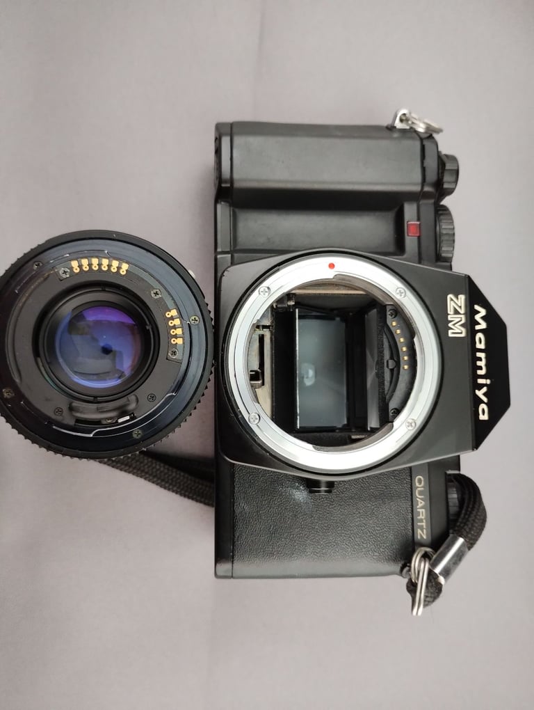 MAMIYA ZM SLR CAMERA 