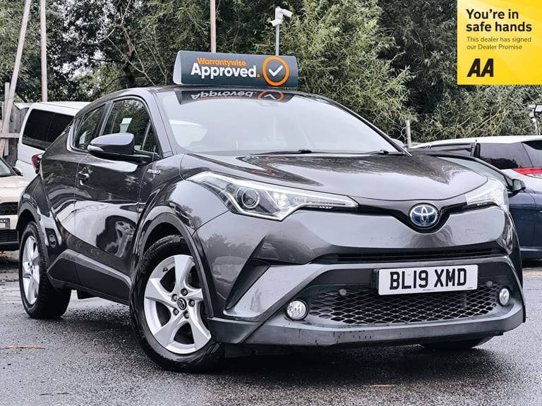 image for 2019 Toyota C-HR 1.8 Hybrid Icon SUV 5dr 5 Seats 2 Keys Euro 6 ULEZ Free SUV Petrol/Electric Hybr...