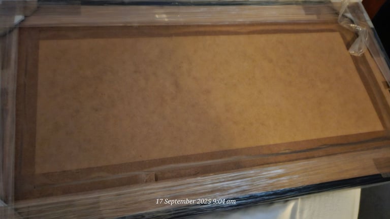 Celtic fc, large picture, mirror edge. 