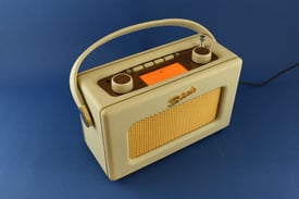Roberts DAB/FM portable radio