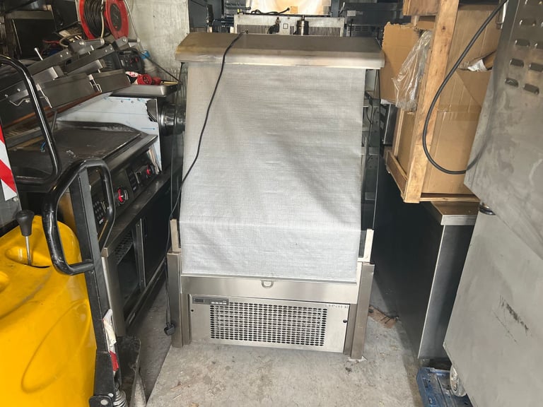 FOSTER MULTI DECK  FRIDGE CATERING COMMERCIAL KITCHEN RESTAURANT CAFE RESTAURANT