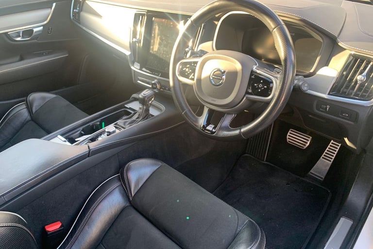 2019 Volvo V90 2.0 D4 R DESIGN 5dr Geartronic Estate DIESEL Automatic