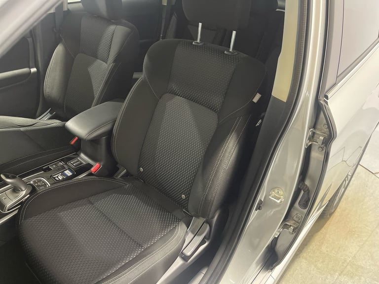 2020 20 MITSUBISHI OUTLANDER 2.4H TWINMOTOR 13.8KWH DESIGN SUV 5DR PETROL PLUG-I