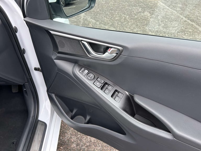 2020 Hyundai IONIQ 100kW Premium 38kWh 5dr Auto HATCHBACK ELECTRIC Automatic