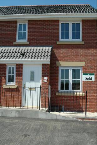 3 Bedroom Modern House To Rent Radcliffe M26 1UL