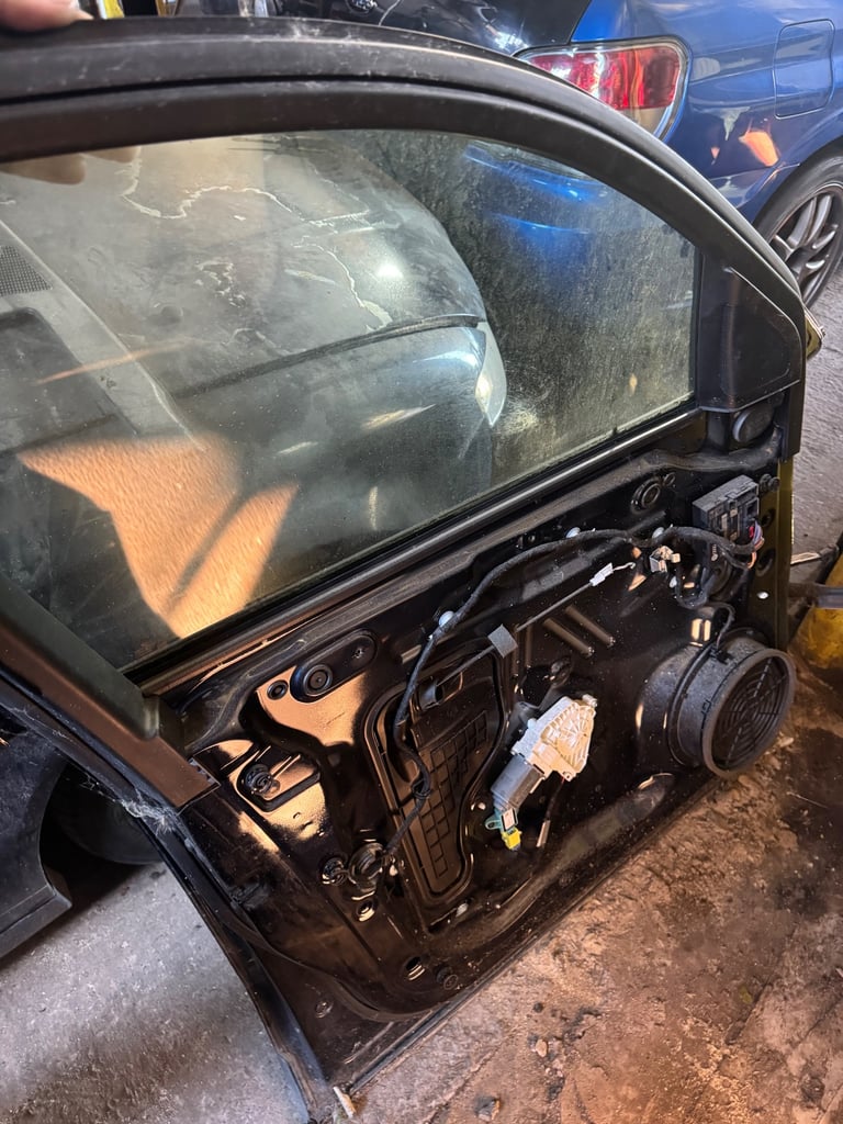 image for Audi Q5 R8 passenger front door