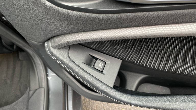 2020 BMW 2 Series 218i M Sport 4dr DCT Petrol Saloon Saloon Petrol Automatic