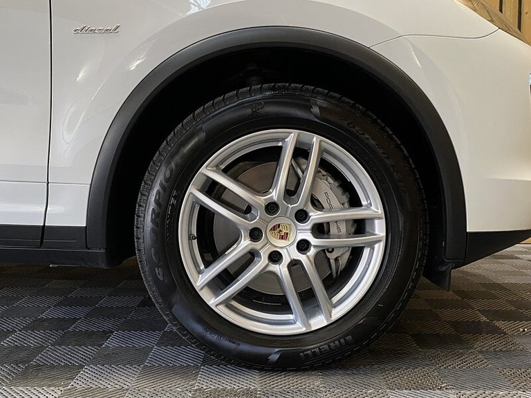 2016 Porsche Cayenne TD V8 S SUV Diesel Automatic