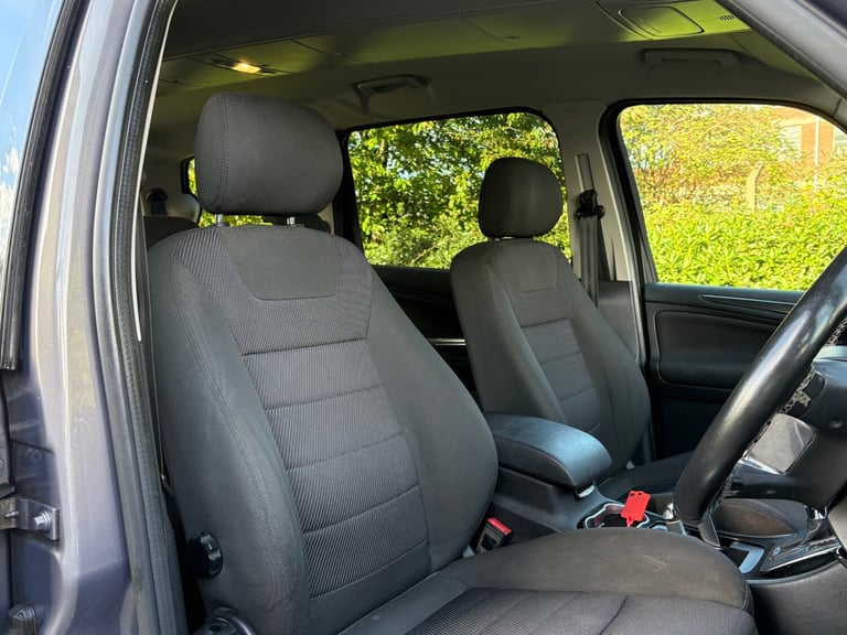2014 Ford Galaxy 2.0 TDCi 140 TITANIUM 5DR AUTO *7 SEATER *ONLY 2 OWNERS FROM NEW *2 KEYS MPV Die...