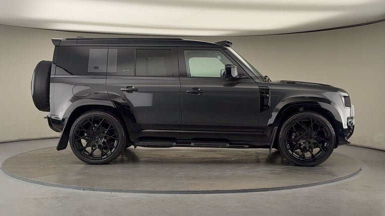 2024 Land Rover Defender 110 3.0 D250 MHEV X-Dynamic HSE SUV 5dr Diesel Auto 4WD Euro 6 (s/s) (25...
