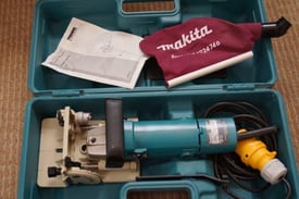 Makita 3901 corded biscuit jointer, 110V, 590W.