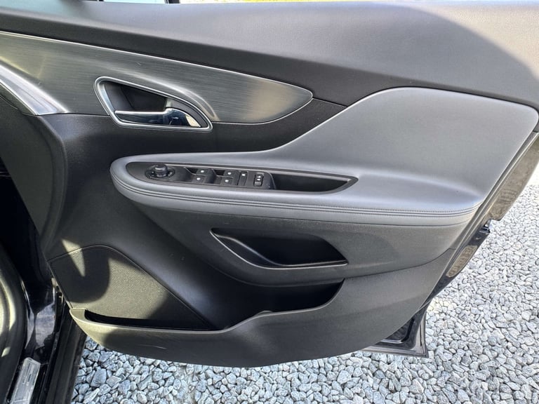 2016 Vauxhall Mokka 1.6 Mokka SE S/S 5dr SUV Petrol Manual