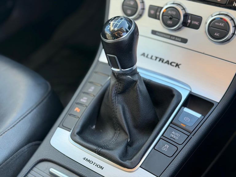 2013 Volkswagen Passat 2.0 TDI Bluemotion Tech 4MOTION 5dr ESTATE Diesel Manual